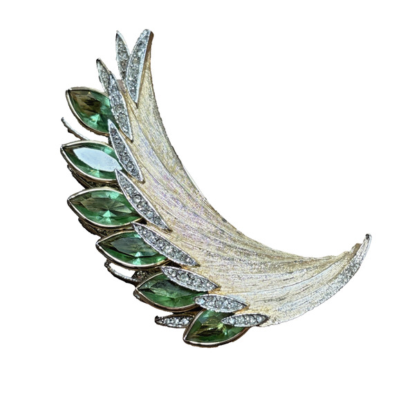 Vintage Vendome Brooch Light Green Crystal Rhinestones Bouquet of Flowers Pin - Picture 4 of 10